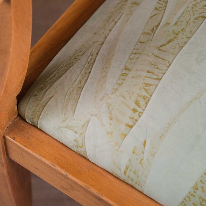 Ahşap Kolçaklı Sandalyeler D6458