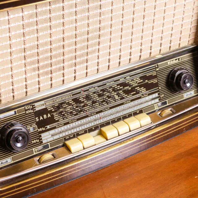 Alman Muzik Dolabi m7gk