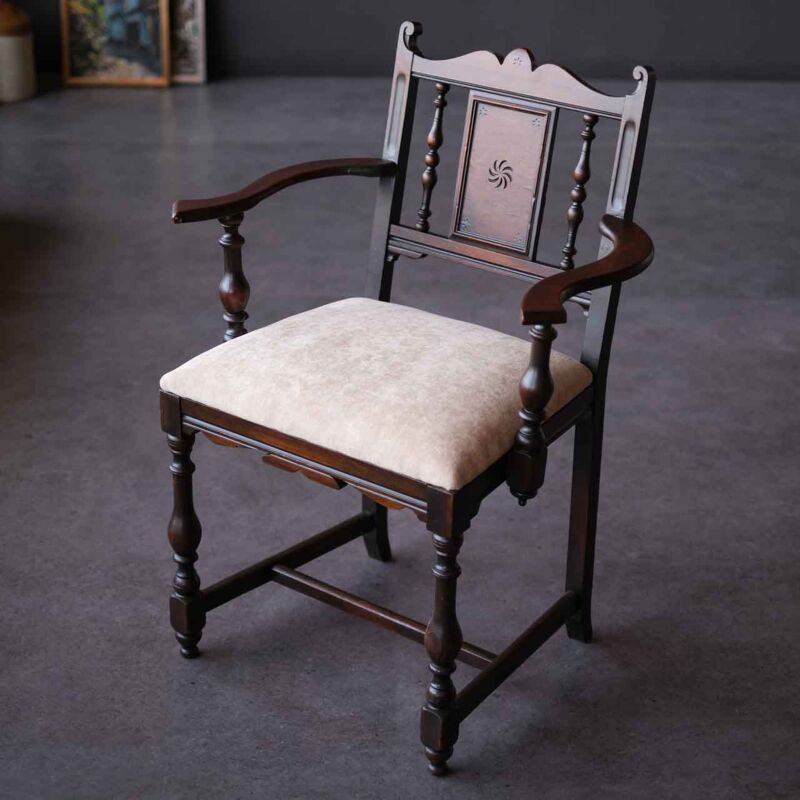 Antika Kolçaklı Sandalye ROM49