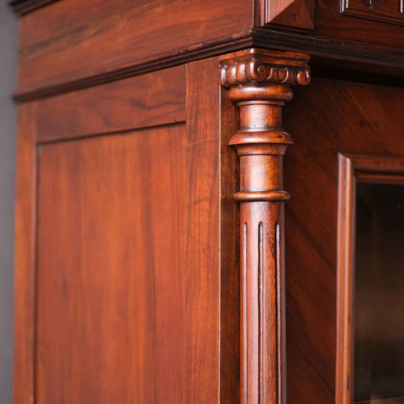 Antika Salon Dolabı ROM6