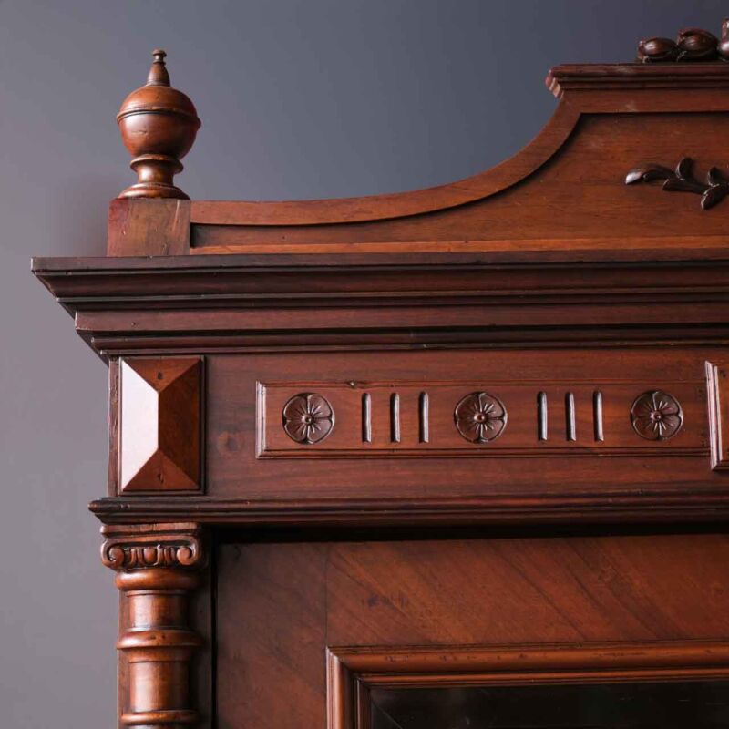 Antika Salon Dolabı ROM6