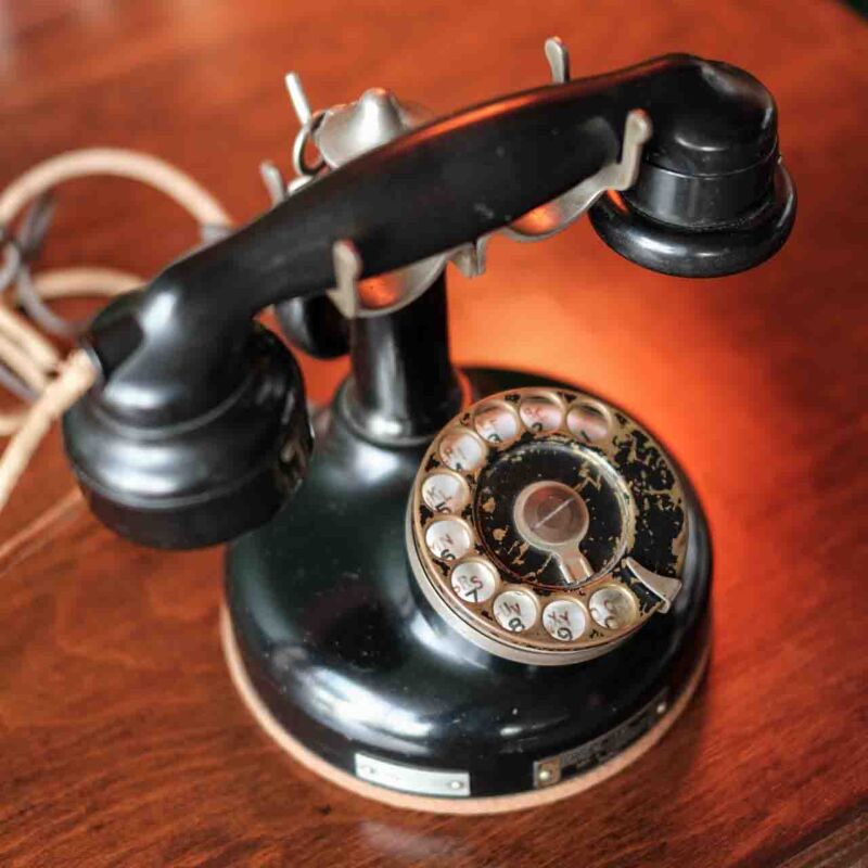 Antika Telefon RAR24
