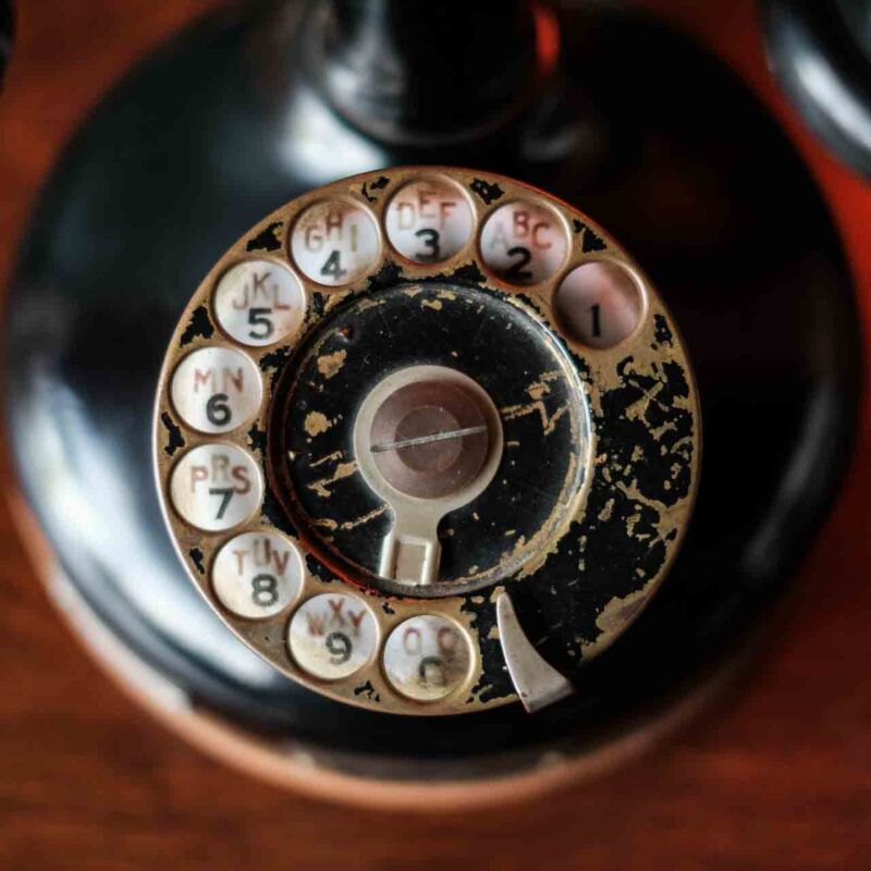 Antika Telefon RAR24