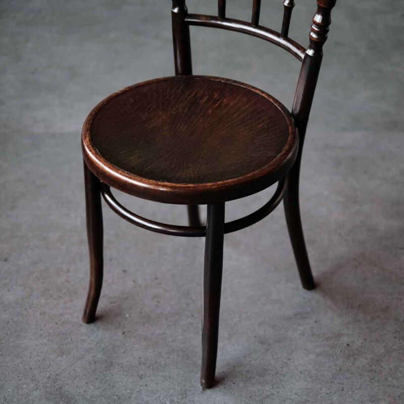 Antika Thonet Sandalye BAK37