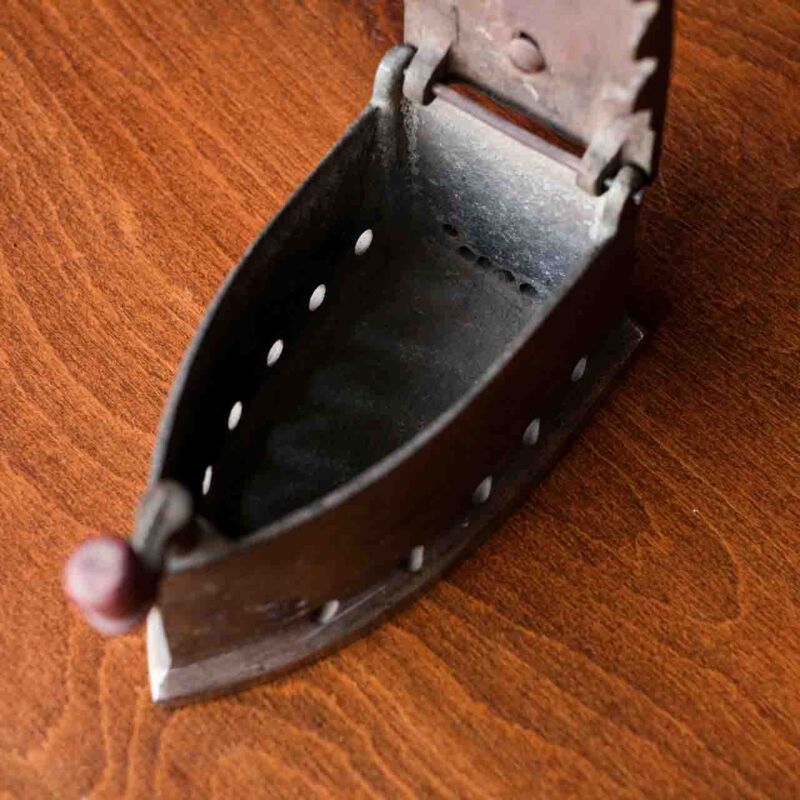 Antika Ütü URG12