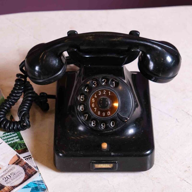 Antika Telefon PUX7