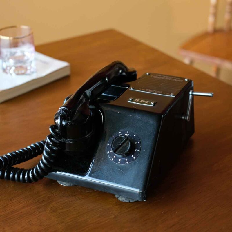 Antika Çevirme Kollu Telefon WED28