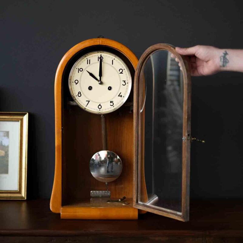Art Deco Saat POB11