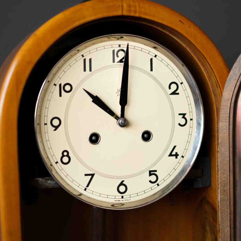 Art Deco Saat POB11