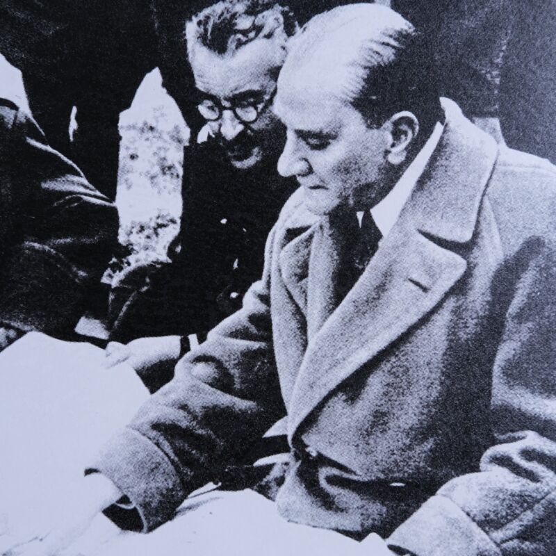 Atatürk Portresi-T6