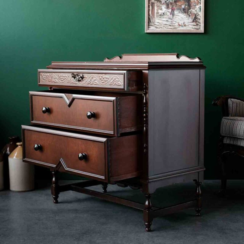Berkey & Gay Konsol DUT33