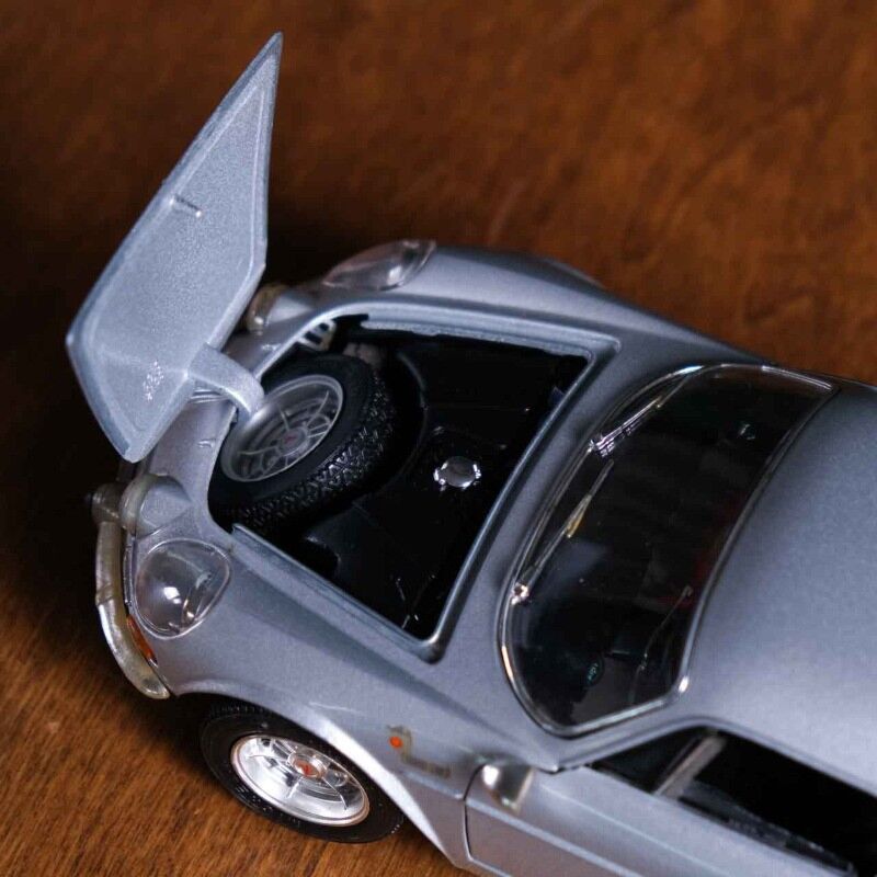 Burago Alpine A110 - LOU20