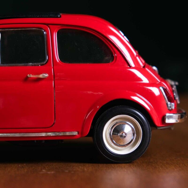 Burago Fiat 500 LOU18