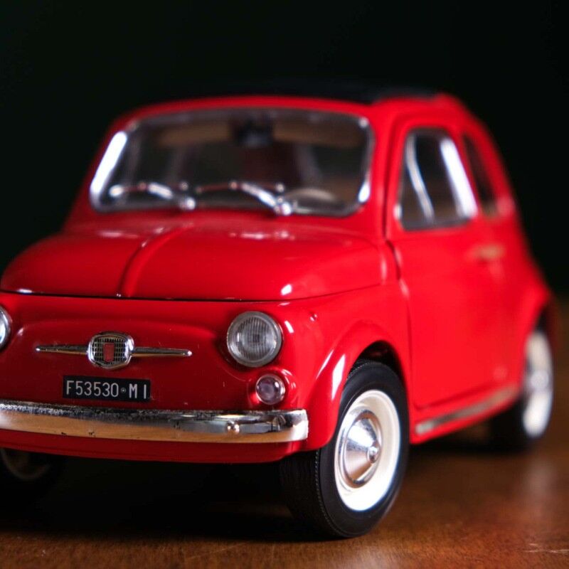 Burago Fiat 500 LOU18