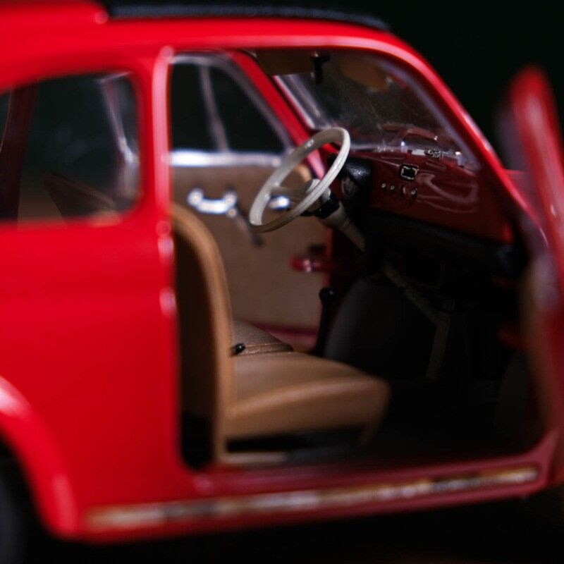 Burago Fiat 500 LOU18