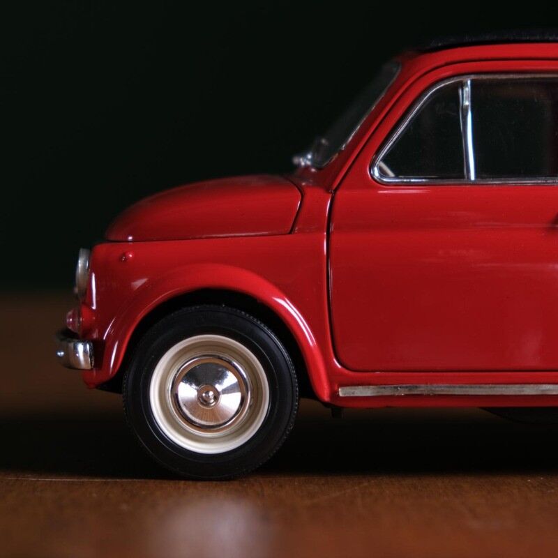 Burago Fiat 500 LOU18