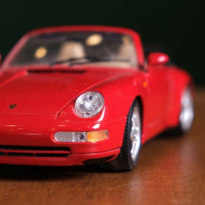 Burago Porsche 911 Carrera Cabriet 1993-LOU13