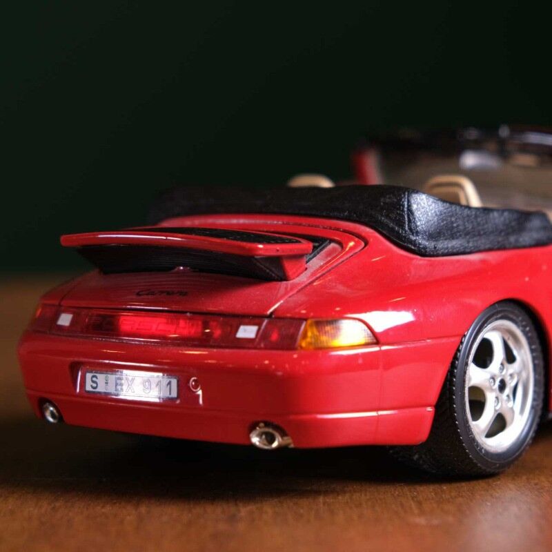 Burago Porsche 911 Carrera Cabriet 1993-LOU13