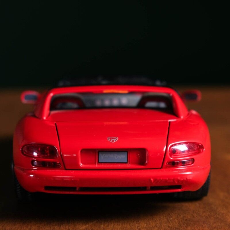 Burago Viper Dodge LOU17
