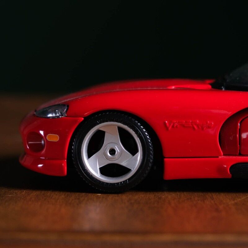 Burago Viper Dodge LOU17