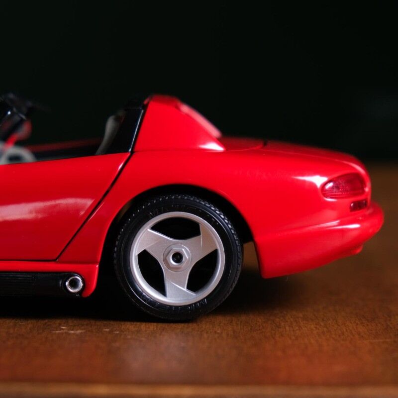 Burago Viper Dodge LOU17