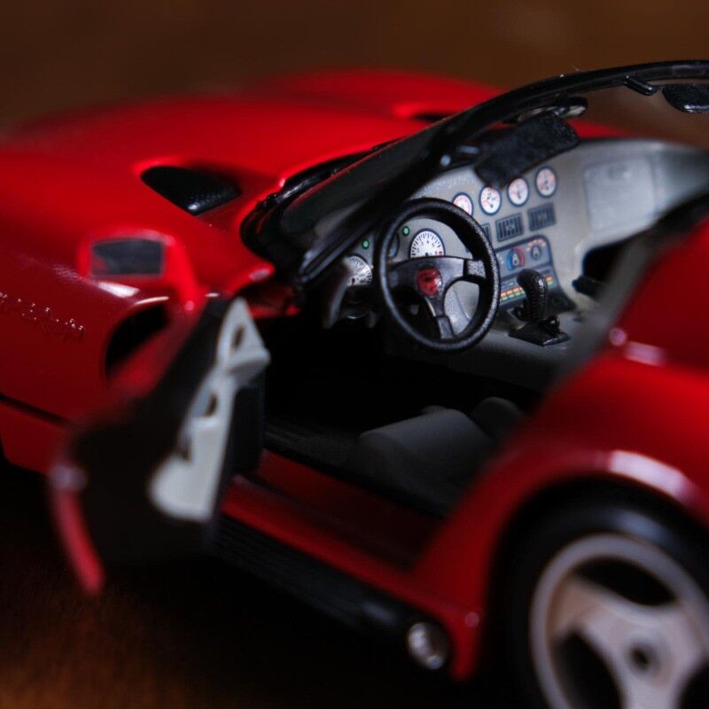 Burago Viper Dodge LOU17