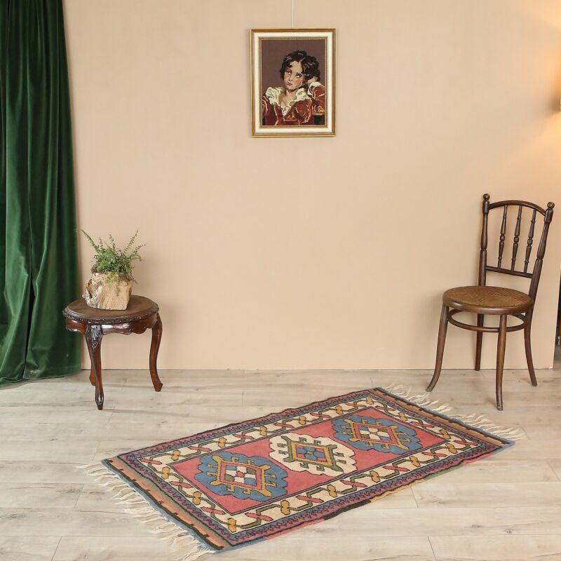 91 Vintage El Yapımı Yün Halı