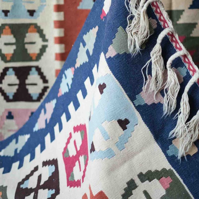 El Dokuma Kilim 270
