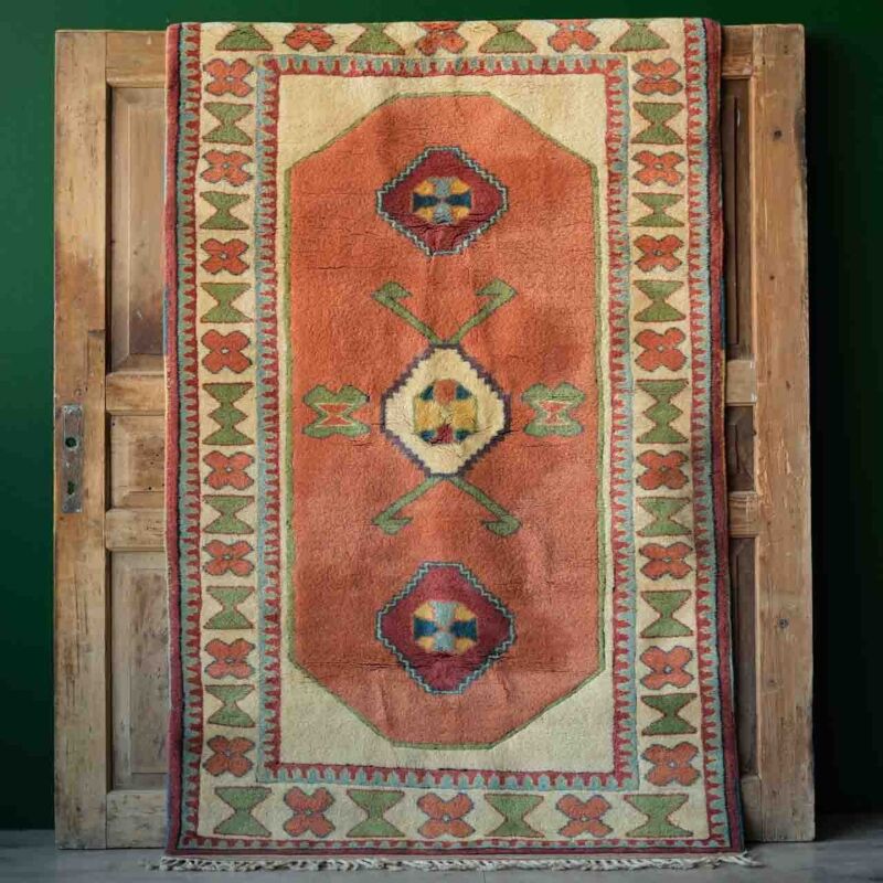 El Dokuma Yün Halı 323