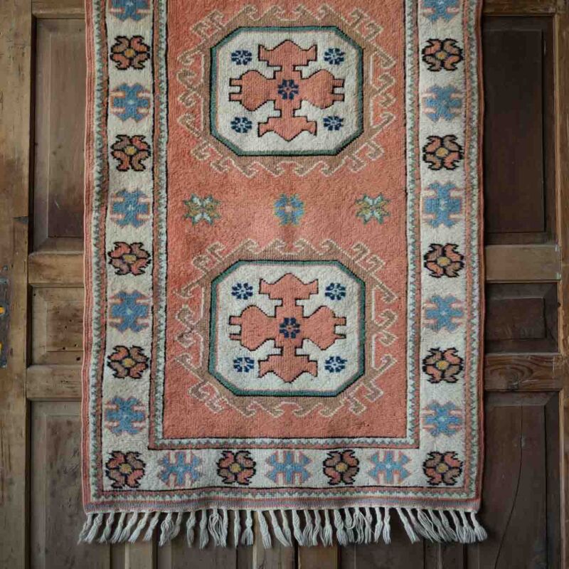 El Dokuma Yün Halı 284