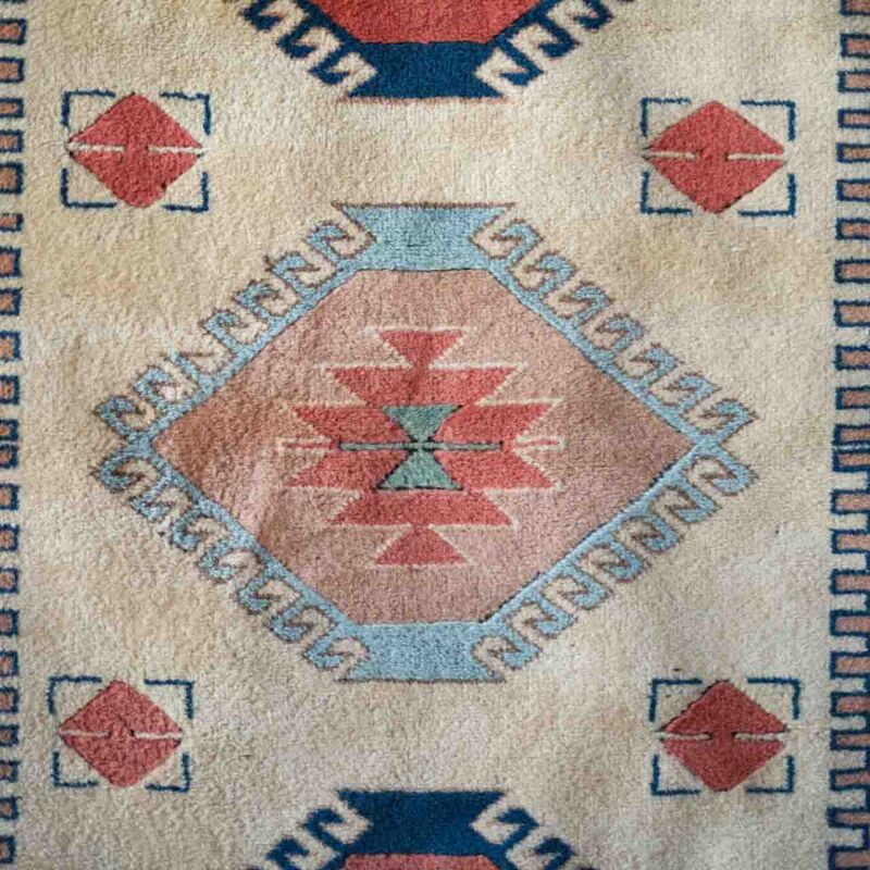 El Dokuma Yün Halı 313