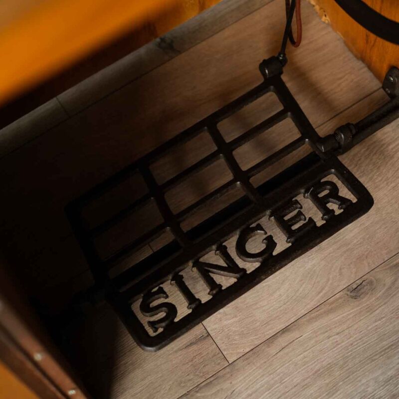 Ev Tipi Singer Dikiş Makinesi YUA8