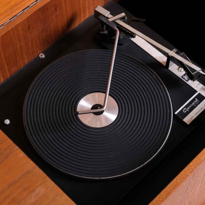 Garrard Muzik Dolabı Kil8