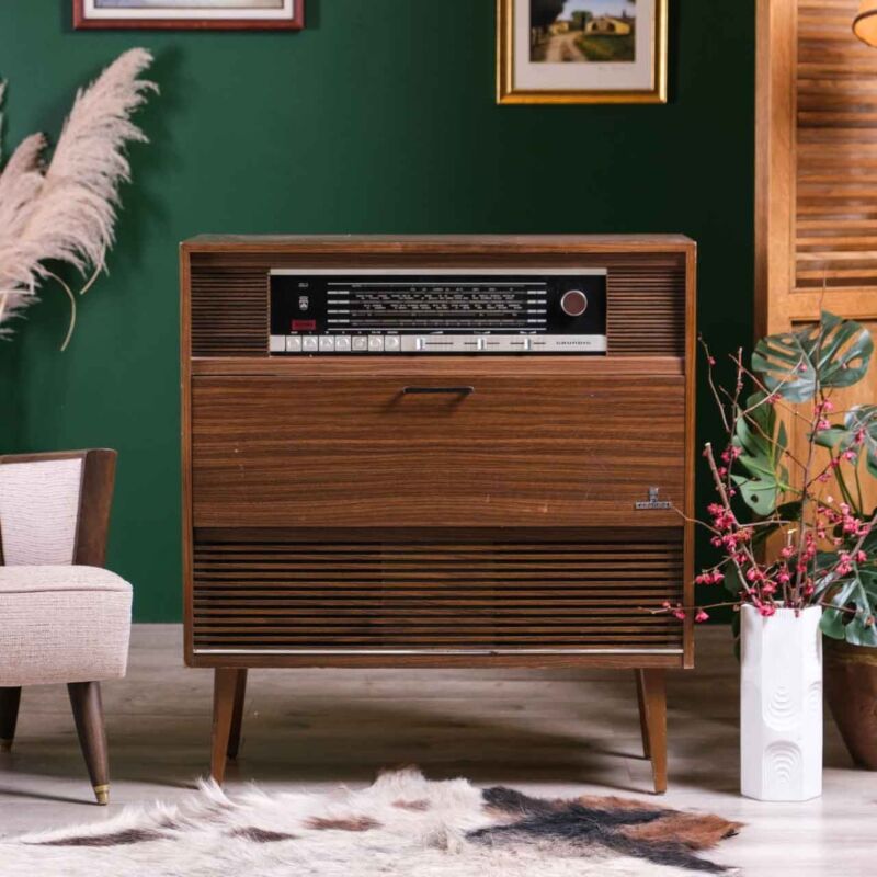 Grundig Müzik Dolabı F525FC