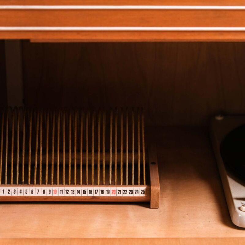 Küba Müzik Dolabı APS81