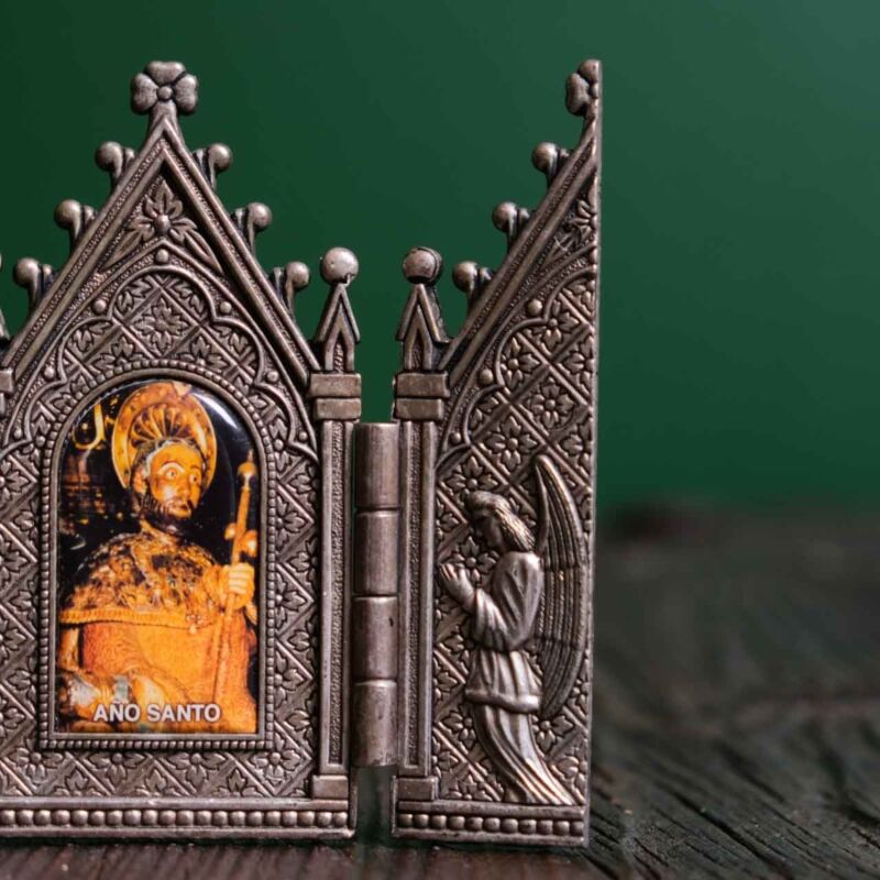 Kucuk Altar Panosu V6V