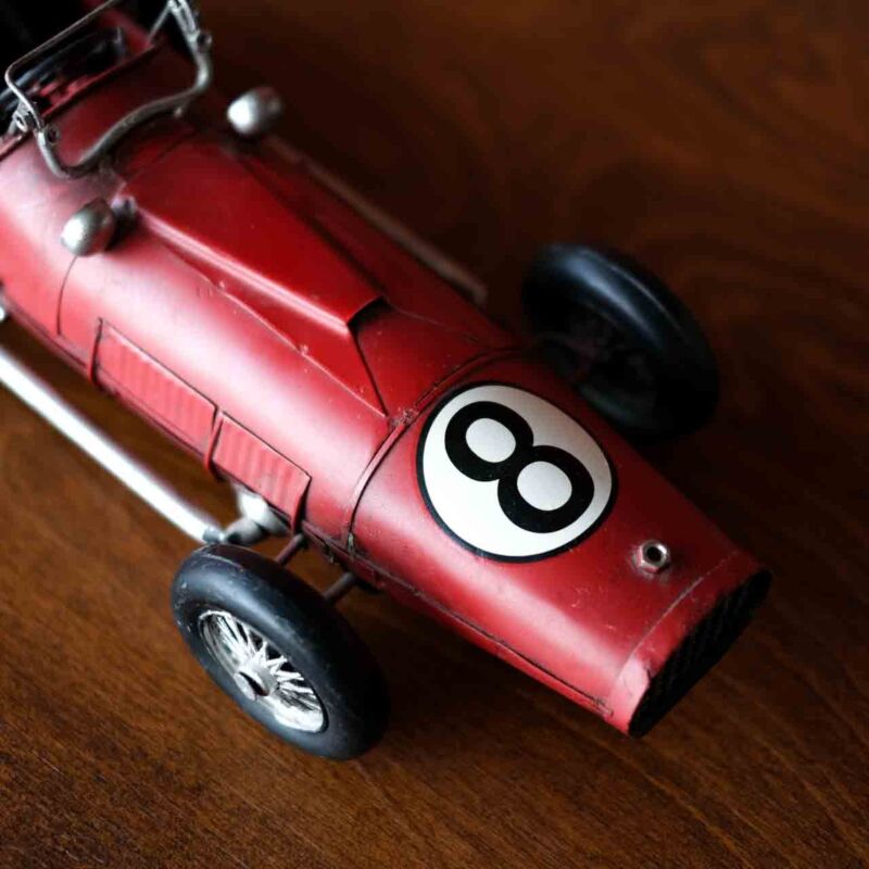 Retro Metal Araba POB68