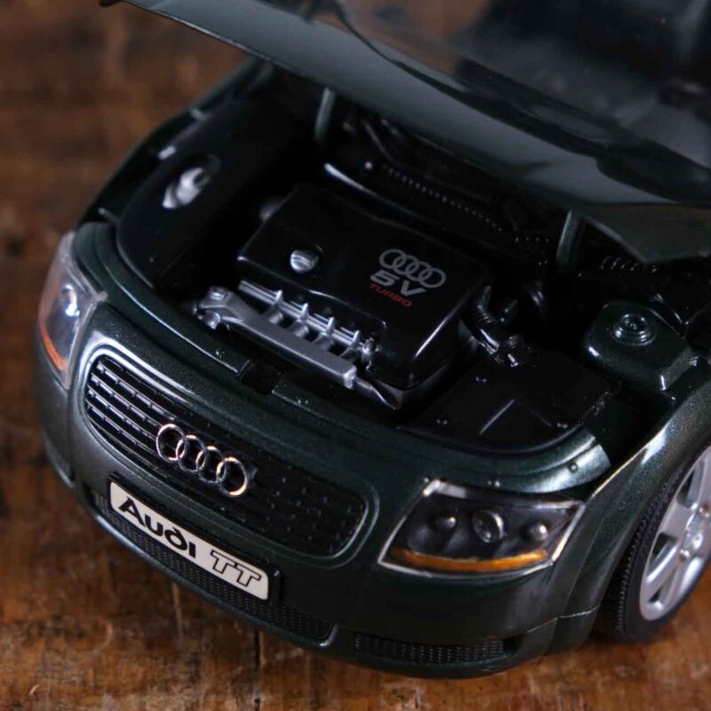 Revell Metal Audi TT Coupe 1999