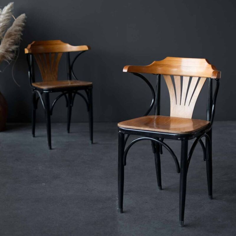 Thonet Sandalye POB8