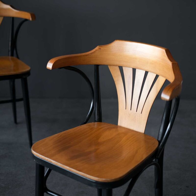 Thonet Sandalye POB9