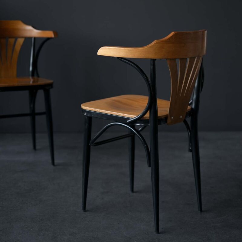 Thonet Sandalye POB9