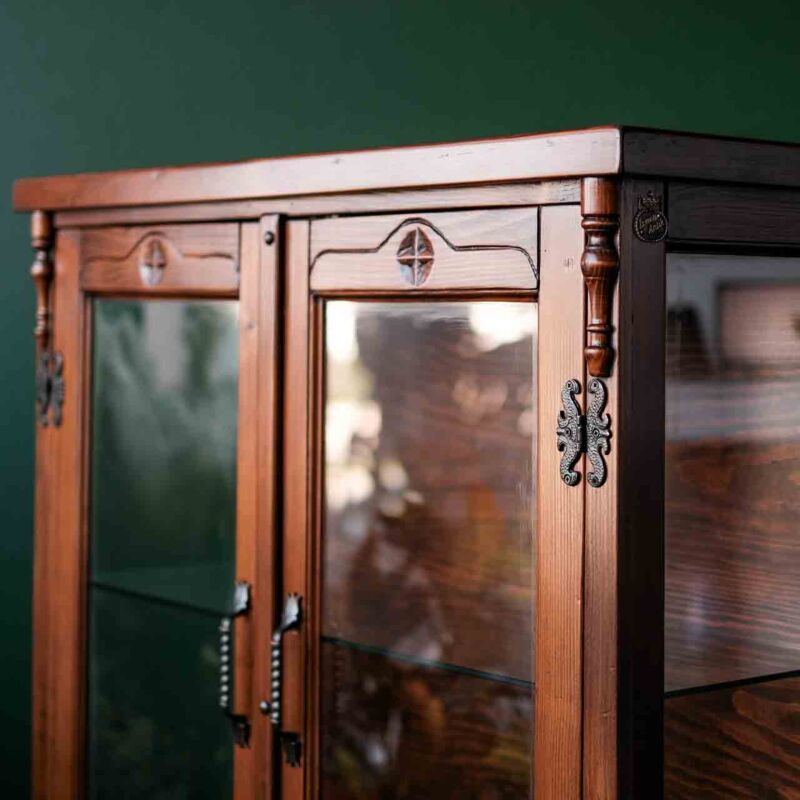 Vintage Vitrin DUT30