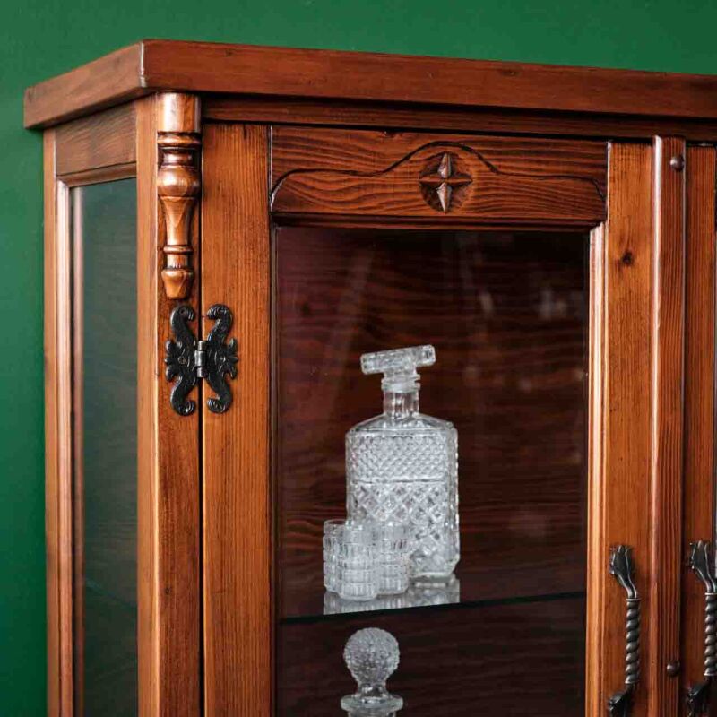 Vintage Vitrin DUT30
