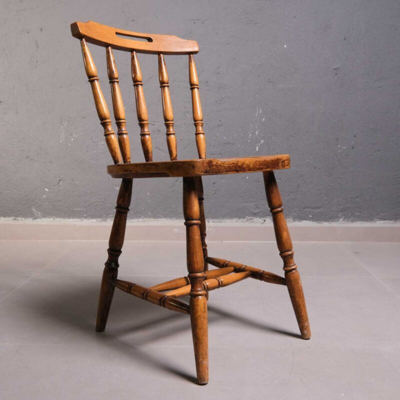 Vintage Ahşap Sandalye FLG