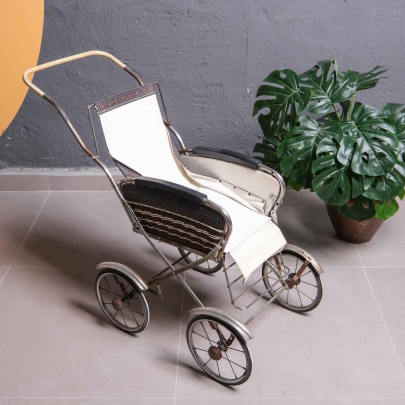 Vintage Bebek Arabası 90FF