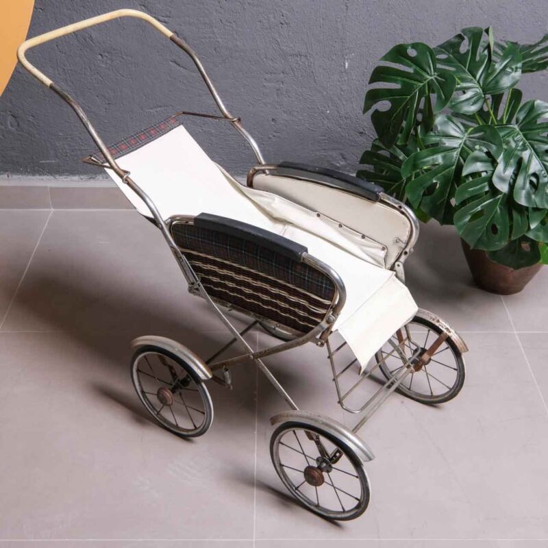 Vintage Bebek Arabası 90FF