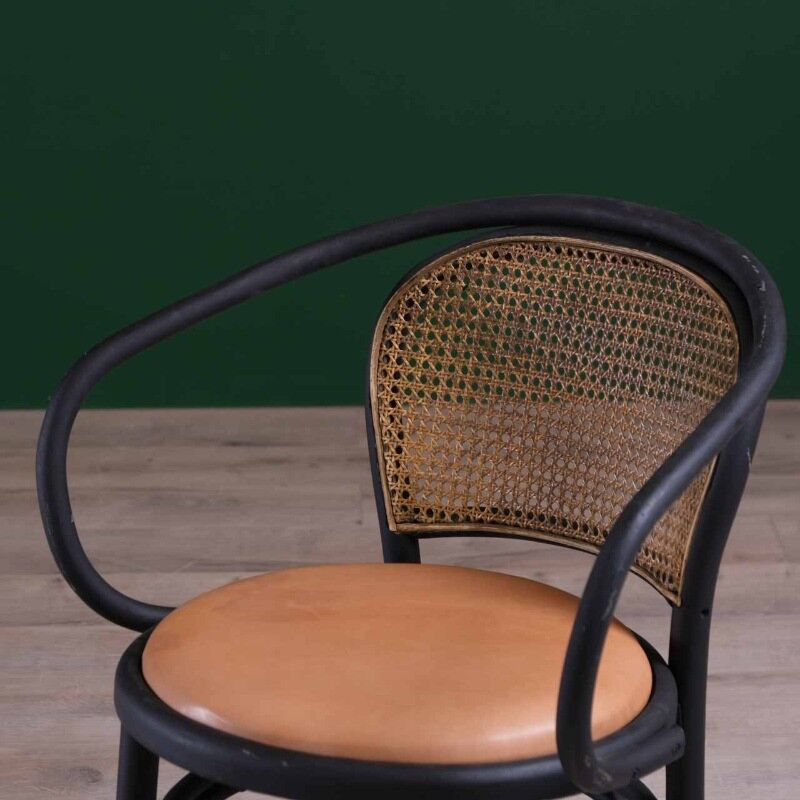 Vintage Hazeranli Thonet Sandalye THNT03