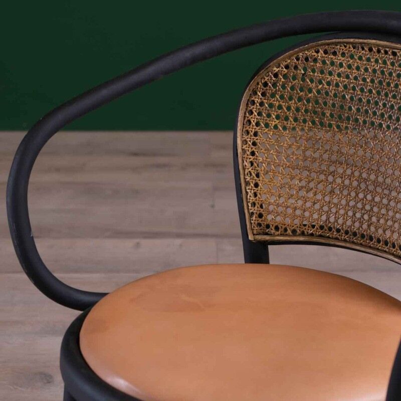 Vintage Hazeranli Thonet Sandalye THNT03