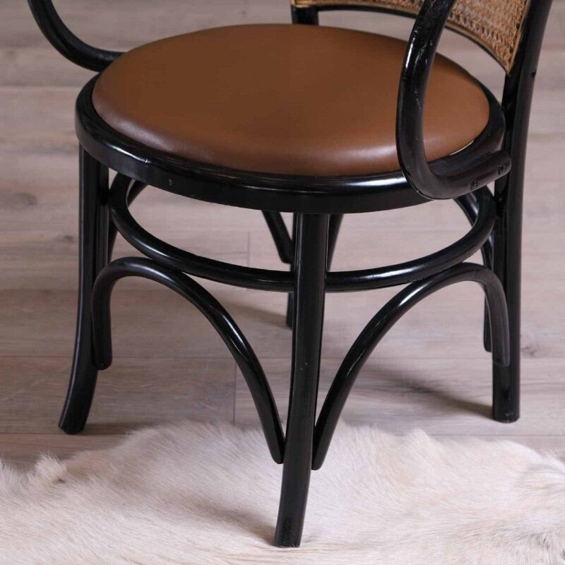 Vintage Hazeranli Thonet Sandalye THNT05