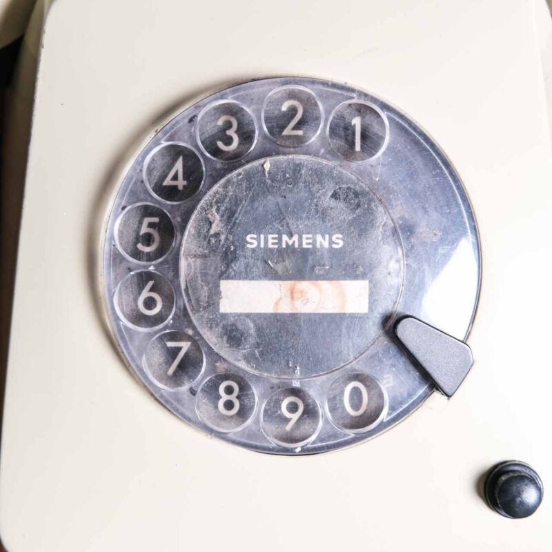 Vintage Telefon 90UP8